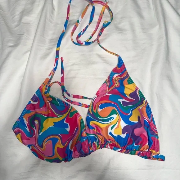 Bikini Set - Picture 2 of 3